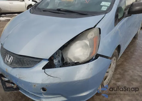 2009 Honda Fit z USA, uszkodzony, nr VIN JHMGE88239S056633